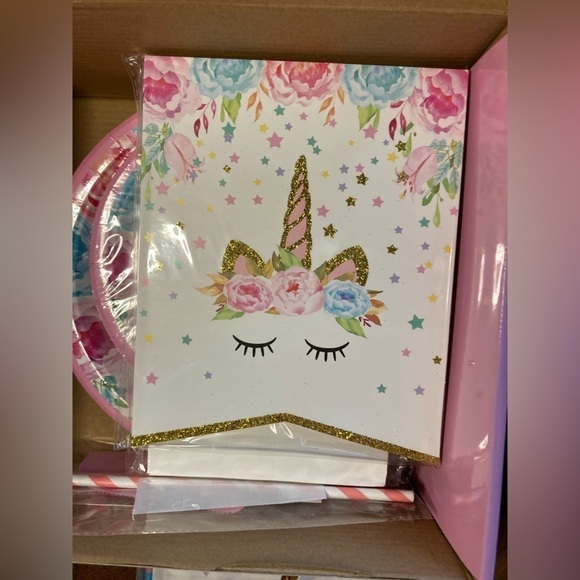 DISCOVERING DIY UNICORN BIRTHDAY PARTY SUPPLIES, NEW, UNICORN PARTY - Picture 8 of 12